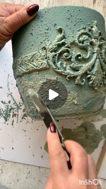 Patina Diy, Patina Art, Flower Vase Making, Art Deco Vases, Pottery Pots, Decoupage Art, Clay Vase, Decoupage Vintage, Textured Canvas Art