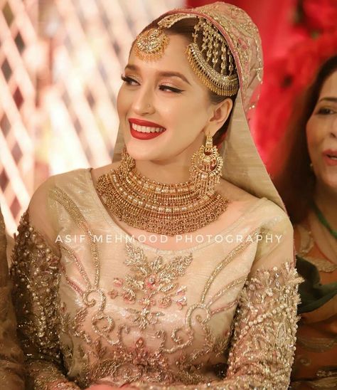 Fiza Khawar, Naimal Khawar, Pakistani Bridal Couture, Moslem Fashion, Pakistani Bridal Makeup, Bridal Makeup Images, Latest Bridal Dresses, Bridal Dresses Pakistan, Pakistani Wedding Outfits