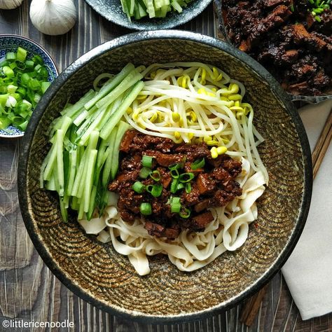 Zha Jiang Mian 炸酱麵 Zha Jiang Noodles, Zha Jiang Mian, Soybean Paste, Wheat Noodles, Noodle Dish, Sweet Potato Noodles, Vegan Asian, Dessert Salads, Bean Paste