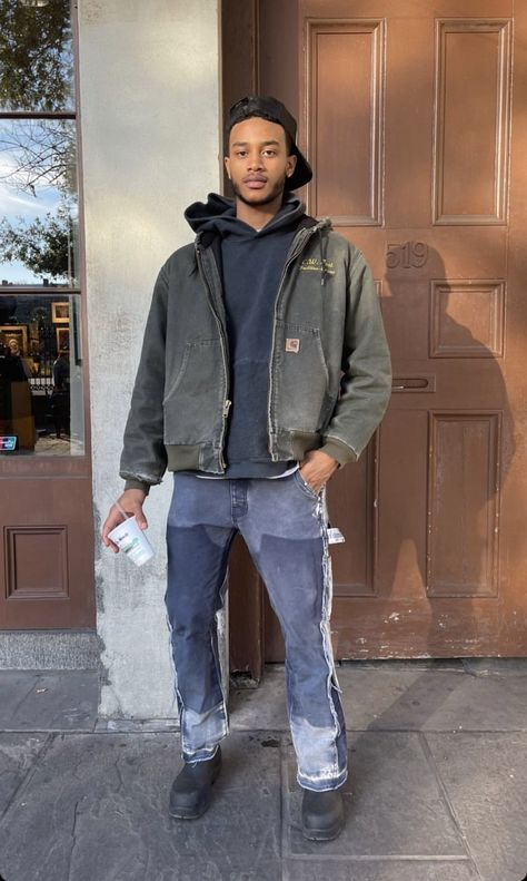 Carhartt Jacket Outfit Men Black, Carhartt Mens Streetwear, Green Carhartt Pants Outfit Men, Men’s Carhartt Style, Winter Casual Outfits Men, Mens Cold Weather Outfits, Work Shirt Outfit Men, Carhartt Coat Outfit, Vintage Carhartt Jacket Outfit