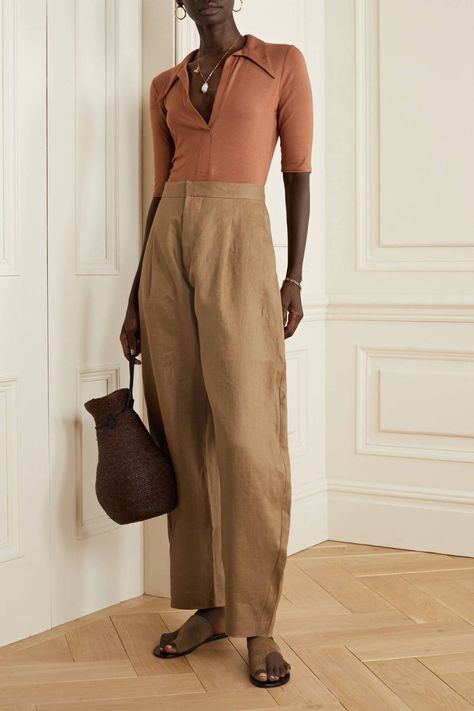 Linen Tapered Pants, Tube Top Outfits, Perfect Spring Outfit, Relaxed Trousers, Tube Tops, Fall Capsule Wardrobe, Straight Trousers, Tailored Jacket, Elastic Waist Pants