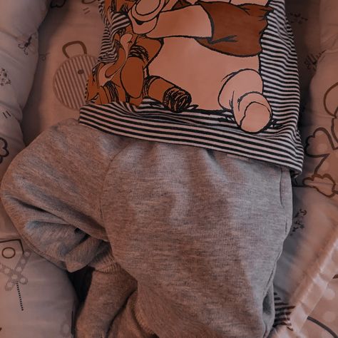 Baby Aesthetic Boy, Stage Dive, Kylie Scott, Baby Aesthetic, Baby Tumblr, Babies Newborn, Baby Inspiration, Arab Beauty, Aesthetic Boy