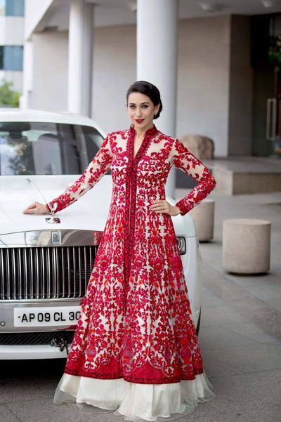 Photo of red and white jacket Simple Choli, Banarasi Skirt, Saree Bridesmaid, Green Cape, Everyday Clothes, Cocktail Outfit, Pakistani Fancy Dresses, Desi Clothes, Indian Gowns Dresses