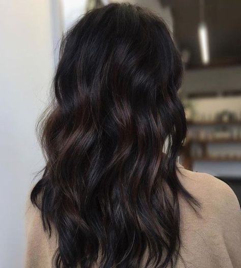 Soft Black Hair Color, Dark Brown Hair Ombre, Soft Black Hair, Balayage Hair Morenas, Hair Color Pictures, Color Tips, Black Hair Balayage, Dark Brunette Hair, Brown Hair Inspo