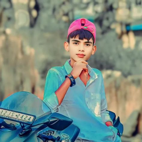 Bike Photo Pose, Edits For Photos, 16 Year Boy, New Stylish Boy Pic, Boy Photo Editing, Iphone Photo Editor, Rider Photography, Best Poses For Boys, Boys Photography