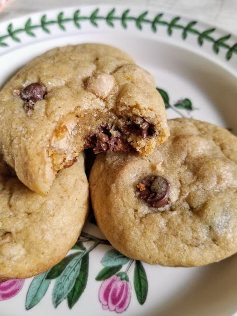 Sea Salt Caramel Cookies, Salt Caramel Cookies, Salted Caramel Cookies, Food Recipes Easy, Orange Chocolate, Sea Salt Caramel, Caramel Cookies, Dog Cookies, Chocolate Orange