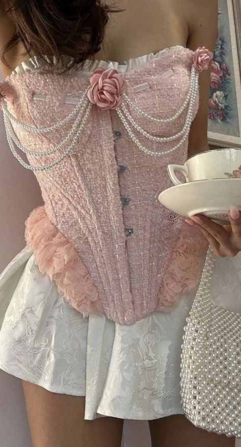 Marie Antoinette Costume, Rococo Fashion, Corset Outfit, Pink Corset, Rock Punk, Mode Kpop, Mode Inspo, Stage Outfits, Rococo