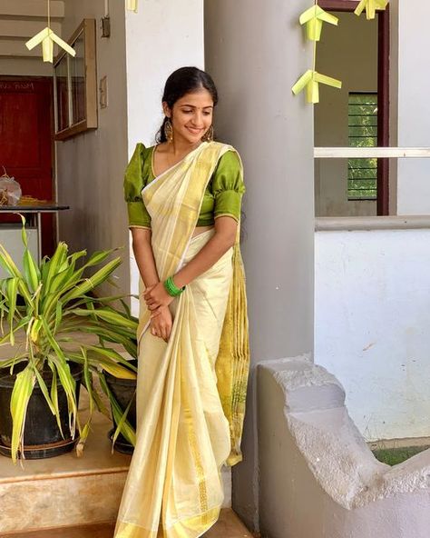 Onam Celebration Dress, South Indian Look Simple, Onam Blouse, South Indian Look, Onam Outfits Ideas, Onam Dress, Onam Outfits, Celebration Dress, Onam Saree