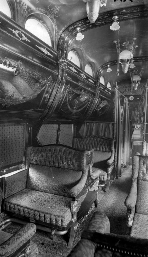 Train Travel in the 1800s - These photos will take you inside the Rococo period Pullman train car. ... Orient Express Train, Pullman Train, Pullman Car, Company Town, Foto Langka, Old Trains, Old Train, Haiwan Peliharaan, Foto Vintage