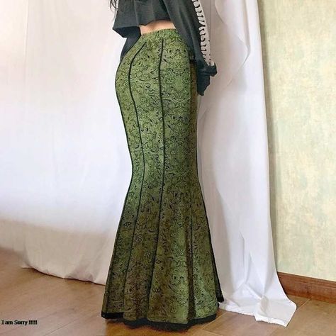 Skirts Aesthetic, Mermaid Skirts, Fitted Maxi Skirt, Green Maxi Skirt, Steampunk Skirt, Estilo Hippie, Long Skirts For Women, Floral Maxi Skirt, Mermaid Skirt