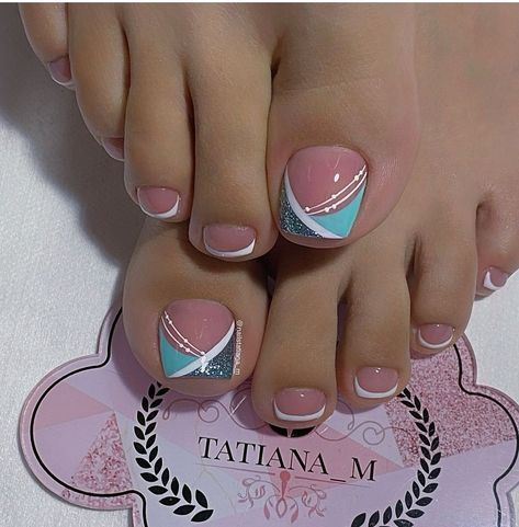 Leg Nails Ideas, Nails Feet Pedicure, Feet Nails Ideas, Feet Nail Art, Pedicure Design, Feet Nail Design, Pedicure Designs Toenails, Pedicure Nail Designs, Gel Toe Nails