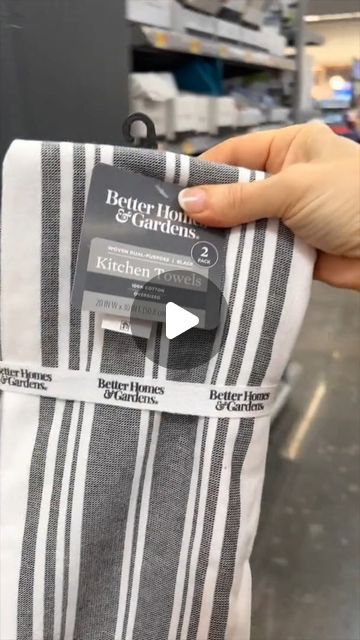 Hometalk on Instagram: "3 Walmart Tea Towel Hacks🤯" How To Fold Tea Towels, Tea Towel Curtains, How To Hang Towels, Dish Towels Diy, India Pakistan Match, Dish Towel Crafts, Kitchen Towels Crafts, Camper Curtains, Pakistan Match