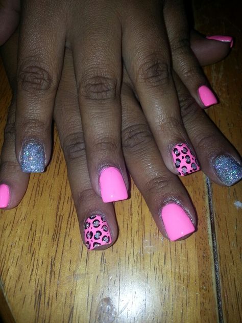 Hot Pink cheetah Hot Pink Cheetah Nails, Pink Cheetah Nails, Pink Leopard Nails, Cheetah Nail Designs, Cheetah Print Nails, Summer Gel Nails, Cheetah Nails, Pink Gel Nails, Hot Pink Nails