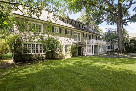 Great bones and plenty of room in the backyard for a pool! What could be better than owning this iconic stone mansion on a generous property located on a spectacular Pelham Manor block? With the feel of an Adirondack house, there are impressively large airy rooms and a wonderful layout on over half an acre of flat land including a 2 car garage with chauffeur's quarters above. Walk through in person and dream about how spectacular this house could be with your own finishes. The living, din... New York Mansion, Country House Exterior, Restored Farmhouse, Colonial Mansion, Stone Mansion, Pretty Houses, Airy Room, New York Homes, Modern Mansion