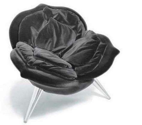 Black rose chair Rose Chair, Flower Chair, Goth Home, Dark Home, Black Chair, Gothic Decor, Gothic Home Decor, Gothic House, Black Flower