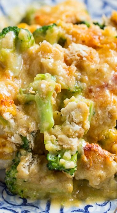 2023 Dinner Recipes, Most Popular Dinner Recipes Top 10, Best Dinner Recipes Most Popular, Popular Recipes For Dinner, Broccoli And Chicken Casserole, Cracker Barrel Copycat, Broccoli Cheddar Chicken, Popular Dinner Recipes, Cheddar Chicken