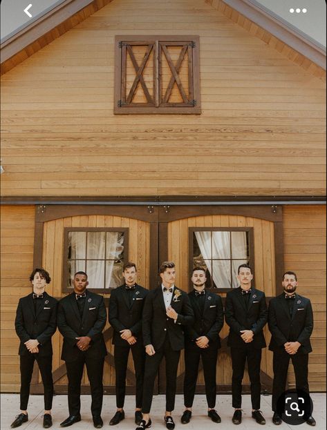 Groomsman And Groom Photos, Groomsmen Attire Black On Black, Groomsman Party Photos, Modern Wedding Groomsmen, Champagne And Black Groomsmen Attire, Groomsmen Attire Without Boutonnieres, Nye Wedding Groomsmen, All Black Wedding Men Outfit, Casual Black Groomsmen Attire