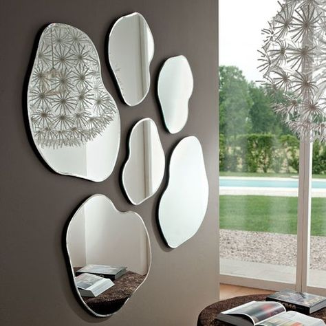 Mirror Decor Ideas, Family Room Remodel, Over The Door Mirror, Spiegel Design, Wall Mirrors Set, Mirror Design Wall, Glass Furniture, Black And White Decor, Mirror Set