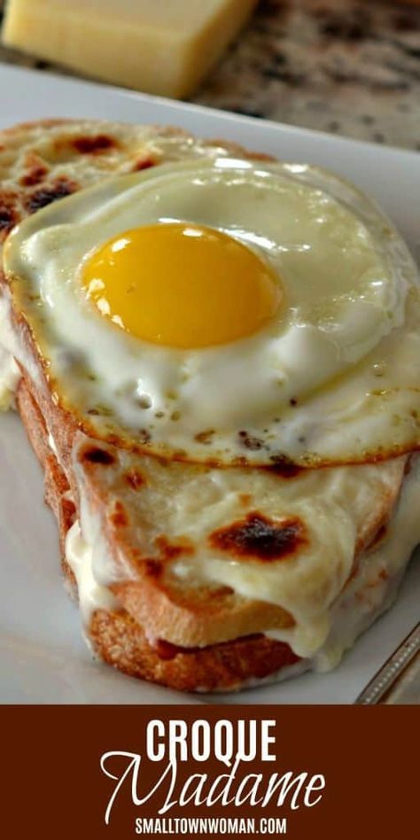 Sandwich Egg, French Sandwich, Sandwich Breakfast, Mornay Sauce, Small Town Woman, Egg Sandwich Breakfast, Menu Sarapan Sehat, Egg Benedict, Monte Cristo Sandwich