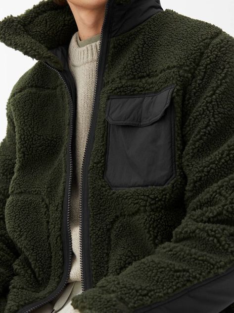 Green Fleece Jacket Outfit, Fleece Jacket Outfit, Green Fleece Jacket, Dark Green Jacket, Aesthetic Grunge Outfit, Winter Fashion Outfits Casual, Guys Clothing Styles, Jacket Outfit, Cool Outfits For Men