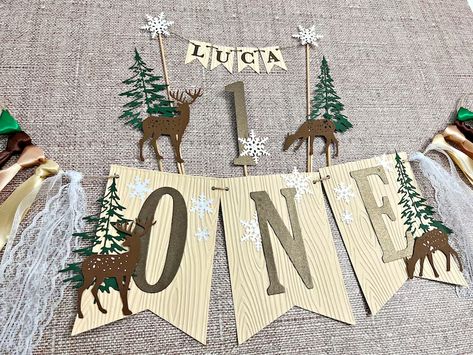 BOY Winter Onederland High Chair Banner Winter Wonderland - Etsy Bulgaria Winter Onederland Party Boy Decorations, Onederland Birthday Party Boy, Winter 1st Birthday Party Boy, Winter Onederland Party Food, Onederland Highchair Banner, Winter Baby Birthday Party, Winter Onederland Party Boy, Winter Baby Birthday, Winter Onederland Cake