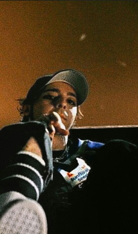 Daron Malakian! Toxicity ! Daron Malakian Wallpaper, Daron Malakian Toxicity, Soad Daron, Daron Malakian Pfp, Daron Malakian Cute, Soad Toxicity, Daron Malakian, Angry Girl, System Of A Down