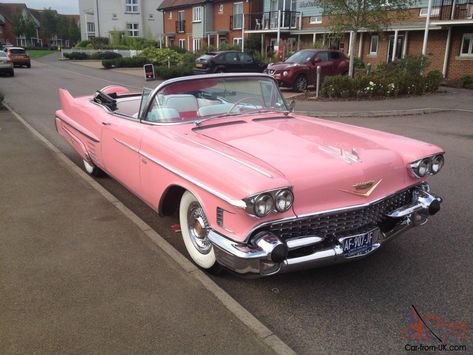 Car Color Ideas, Wallpaper Luxury, 1959 Cadillac, Old Vintage Cars, Mercedes Benz S, Audi R8 V10, Pink Cadillac, Maserati Ghibli, Cadillac Fleetwood