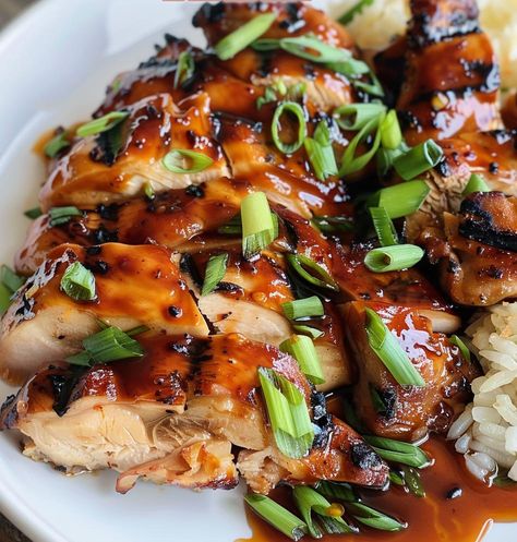 HAWAIIAN STYLE TERIYAKI CHICKEN Hawaiian Style Teriyaki Chicken, Hawaiian Teriyaki Chicken, Pineapple Chunks, Homemade Teriyaki Sauce, Skinless Chicken Thighs, Teriyaki Sauce, Teriyaki Chicken, Simple Recipes, Hawaiian Style