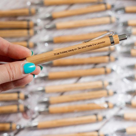 Introducing our eco-friendly bamboo pens, ready to be engraved with your unique message. From elegant script to bold fonts, we offer a range of styles to suit your taste. Imagine your favourite quote or your name beautifully engraved on these classy pens! Ideal for gifts, corporate giveaways, or just treating yourself. Ready to add a personal touch to your writing? Check out our options and get yours now! 🌿📜 Click the link in bio to explore more! #EngravedGifts #BambooPens #EcoFriendly #Pe... Writing Checks, Corporate Giveaways, Bamboo Pen, Favourite Quote, Gifts Corporate, Treating Yourself, Bold Fonts, Engraved Gifts, Inspirational Gifts