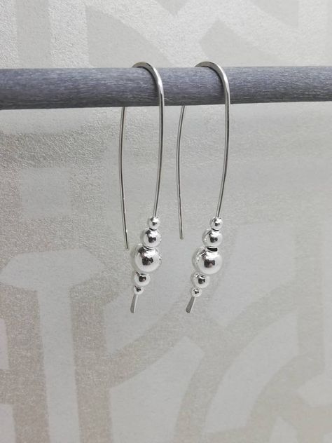 Long Silver Dangle Earrings Statement Long Bead 925 - Etsy UK Contemporary Silver Earrings, Silver Earrings Long, Silver Wire Jewelry, Diy Silver Jewelry, Silver Bead Earrings, Silver Wire Earrings, Diy Wire Earrings, Earrings Bead, Handmade Silver Jewellery