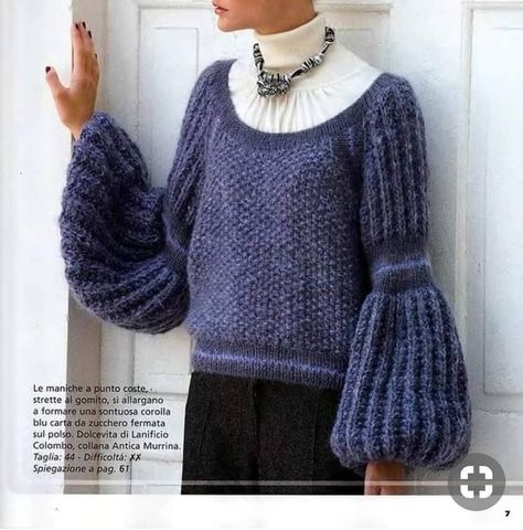 Mohair Shrug, Modern Knitwear, Knitwear Inspiration, Pullover Mode, Vogue Knitting, Knitwear Fashion, Oversize Knit, Mohair Sweater, Favorite Sweater