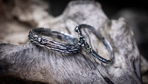 Tree Branch Ring, Tree small ring, Tree engagement ring, Twig engagement ring. Nature Inspired Engag Tiny Wedding Ring, Tree Engagement Ring, Viking Wedding Ring, Twig Jewelry, Branch Engagement Ring, Ring Tree, Twig Engagement Ring, Tiny Wedding, Nature Inspired Engagement Ring