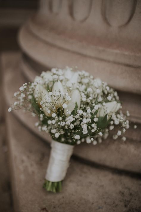 Simple Flower Wedding Bouquet, White Tulips And Baby Breath Bouquet, Gypsophila And Tulip Bouquet, Tulip Bouquet Wedding Rustic, Bridal Tulip Bouquet, Tulip Bride Bouquets, White Tulips Wedding Decoration, Bride Bouquets Tulips, Royal Wedding Flowers