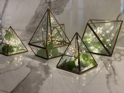 Plant Centerpieces, Lighted Centerpieces, Mini Terrarium, Terrarium Decor, Tealight Candle, Table Arrangements, Gold Geometric, Tealight Candle Holders, Tea Light Candles