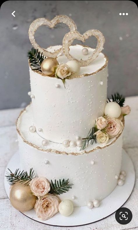 Pearl Wedding Cakes, Pearls Wedding Theme, Pearl Wedding Cake, Wedding Cake Simple Elegant, Anniversary Cake Designs, 50th Wedding Anniversary Cakes, 50th Anniversary Cakes, Wedding Cake Pearls, Pearl Cake