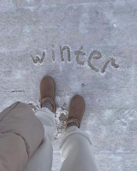 Herbst Bucket List, Snow Photoshoot, Winter Instagram, Snow Pictures, Winter Inspo, Winter Photoshoot, Christmas Feeling, Winter Photo, Winter Photos