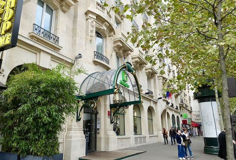 Cheap Hotels In Paris, Paris Boutique Hotels, Paris Budget, Paris Cheap, Paris Trip Planning, Boutique Hotel Paris, European Hotel, Hotels In Paris, Europe 2024