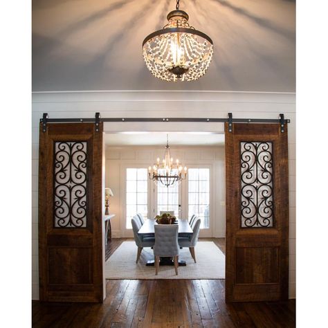 lighten up DR with white rug Interior Exterior Doors, Interior Design Per La Casa, Double Sliding Doors, Rustic Doors, Door Glass, Open Door, Design Del Prodotto, Interior Barn Doors, French Door