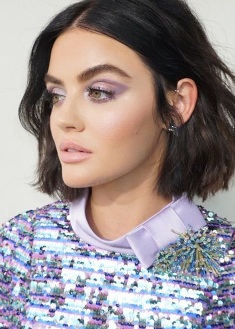 Lucy Hale Makeup Eyes, Lilac Lipstick Makeup Look, Purple Makeup Inspiration, Lavander Eyeshadow Look, Colourful Wedding Makeup, Funky Bridal Makeup, Light Purple Eyeshadow Looks, Lilac Eyeshadow Looks, Purple Bridal Makeup