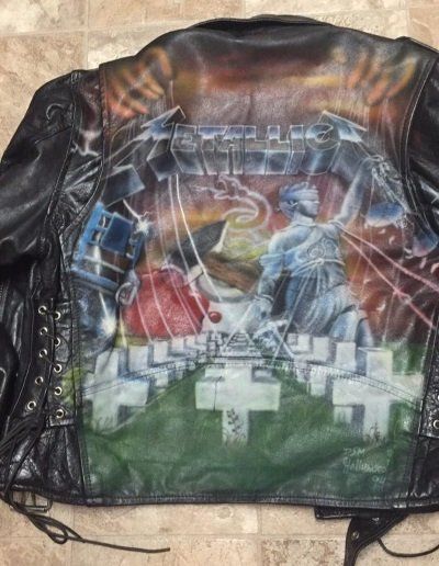 metallica leather jacket How To Paint Leather, Diy Leather Jacket, Painted Leather Jacket, Paint Leather, Best Paint, Diy Jacket, Painting Leather, Stencil Designs, Cool Paintings