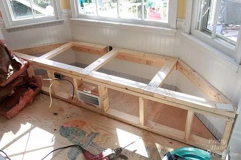 Bay Window Storage, Bay Window Benches, Built In Bench Seating, Diy Window Seat, Bay Window Living Room, Window Bench Seat, Kitchen Bay Window, Window Seat Kitchen, Window Seat Design