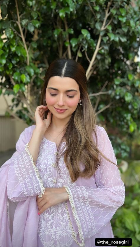 Nimrat Khaira Suits, Nimrat Khaira, Insta Dp, New Images Hd, Traditional Indian Outfits, Indian Aesthetic, Dress Indian Style, Pakistani Suits, Suit Designs