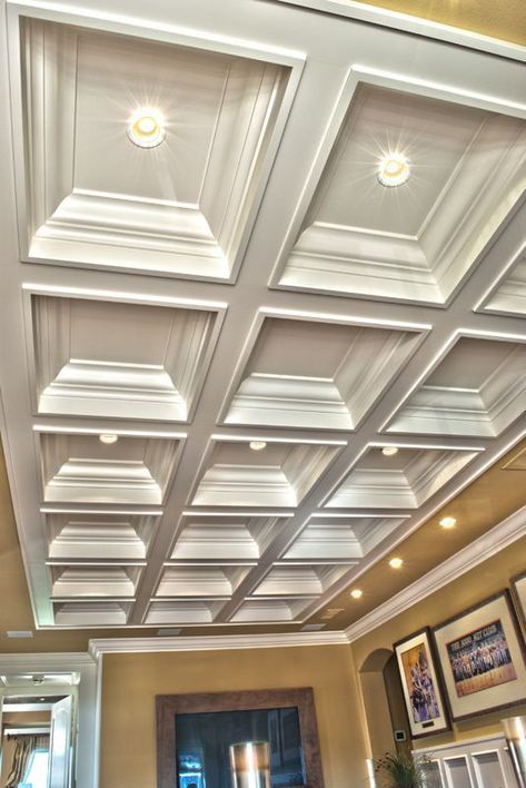 Box Celling Design, Ceiling Boxes Design, Cafe Classic Design, Box Ceiling Design, Unique False Ceiling Design, Hall Celling Design Modern, Luxury False Ceiling Designs, Modern Classic Ceiling, Coffered Ceiling Lighting