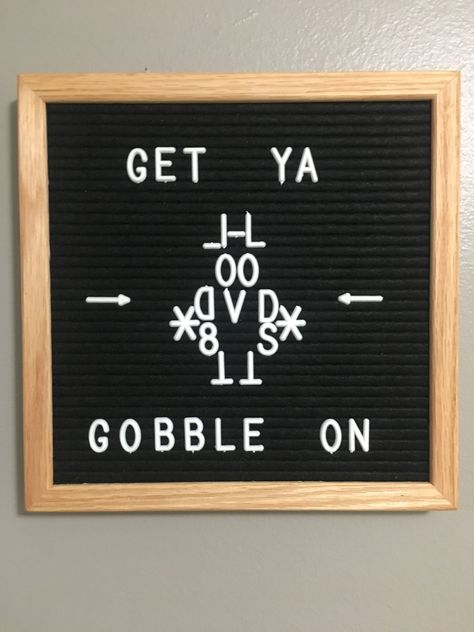 Thanksgiving letter board turkey Message Board Ideas For Classroom, Letter Board Song Lyrics, Letter Board Quotes Back To School, Funny Thanksgiving Quotes For Letterboard, Halloween Pegboard Quotes, Thanksgiving Reader Board Sayings, Late Summer Letter Board Quotes, Cute Felt Board Quotes, Halloween Letter Boards Signs