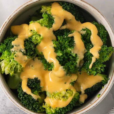 Cheesy Broccoli - The Cheese Knees Cheesy Broccoli Recipe, Broccoli With Cheese Sauce, Garlic Parmesan Fries, Chili Pasta, Broccoli Dishes, Cheese Whiz, Homemade Cheese Sauce, Cheesy Broccoli, Queso Cheese