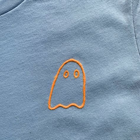 ADULT Small Baby Blue Little Ghost Chainstitch Tshirt - Small Embroidery T Shirts Ideas, Stitched T Shirt, Embroidery Designs On Pocket, Tee Shirt Embroidery Ideas, Embroidery Designs On Sweaters, Embroidered Design Ideas, Simple Animal Embroidery Designs, Easy Shirt Embroidery, Matching Embroidery Designs