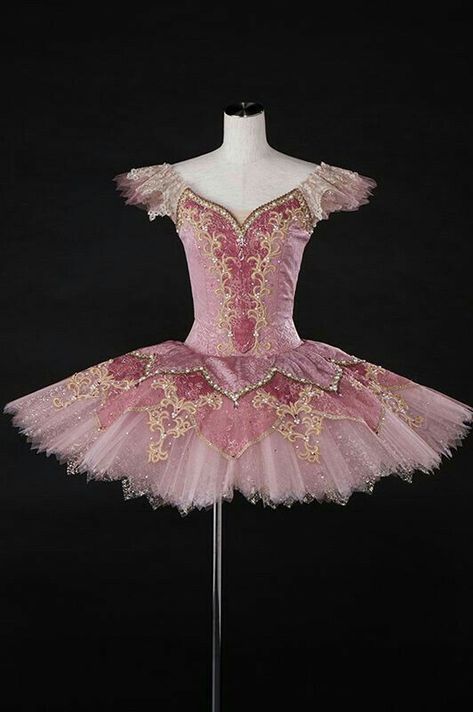 Nutcracker Ballet Costumes Sugar Plum Fairy, Sugar Plum Fairy Costume, Ballet Costumes Tutus, Pancake Tutu, Ballet Designs, Classical Ballet Tutu, Ballet Tutus, Ballerina Costume, Tutu Ballet