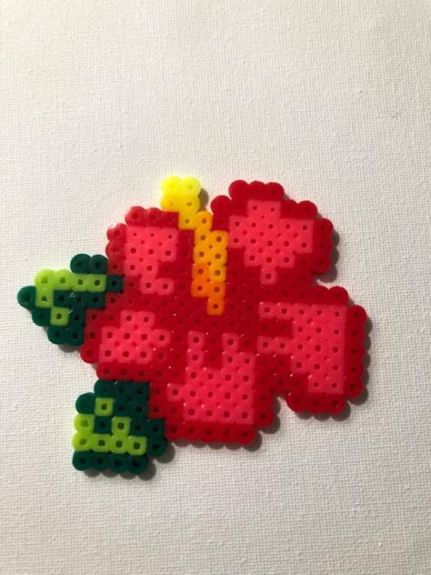 Perler beads Perler Beads Ideas Y2k, Pearler Beads Ideas Aesthetic Easy, Pink Perler Beads Ideas, Hawaiian Flower Perler Beads, Perler Beads Without Black, Perla Bead Ideas, Perler Beads Preppy, Perler Beads Ideas Sanrio, Preppy Peeler Bead Ideas