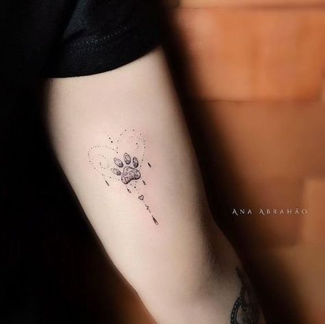 Pawprint Tattoo, Dog Paw Tattoo, Paw Tattoo, Парные Тату, Memorial Tattoos, Dog Tattoos, Dog Paw, Piercing Tattoo, Mini Tattoos