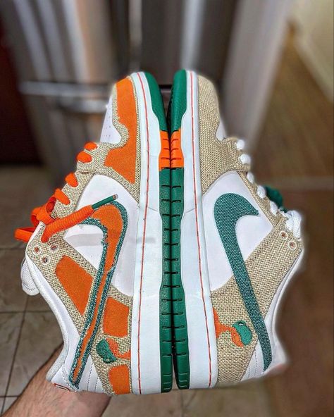 Jarritos X Nike Sb Dunk Outfit, Dunks Sb Low, Nike Sb Dunk Outfit Men, Jarritos X Nike Sb Dunk, Custom Nike Dunks, Nike Sbs, Sneaker Head Men, Sb Dunks Low, Sb Nike